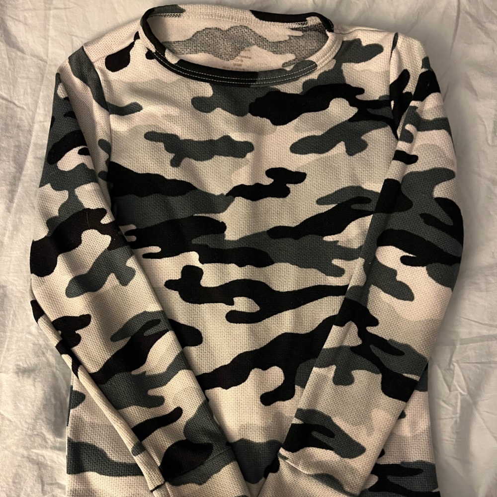 LLBean Camouflage Long Sleeve Thermal Top